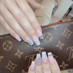 Meet your Posher, Angie